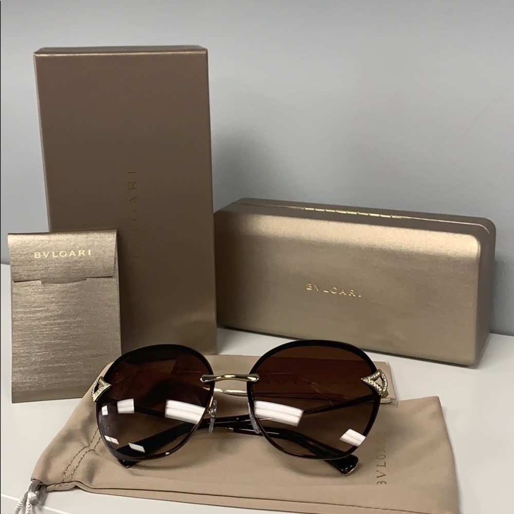 BVULGARI women’s sunglasses - Picture 2 of 12
